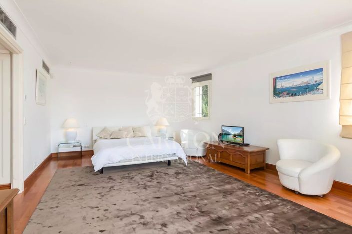 Image No.21-7 Bed House for sale