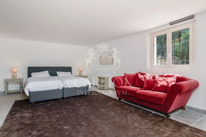 Image No.29-7 Bed House for sale