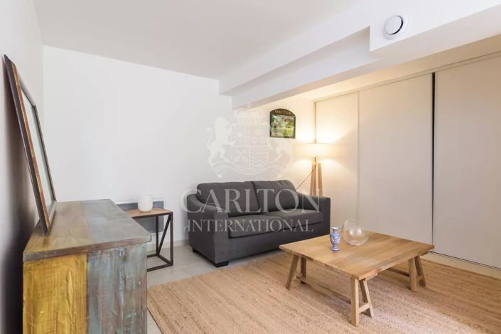 Image No.34-7 Bed House for sale