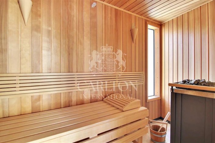 Image No.37-7 Bed House for sale