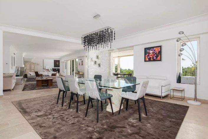 Image No.5-7 Bed House for sale