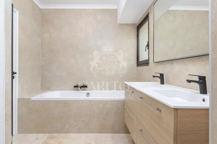 Image No.11-Maison de 5 chambres à vendre à Valbonne