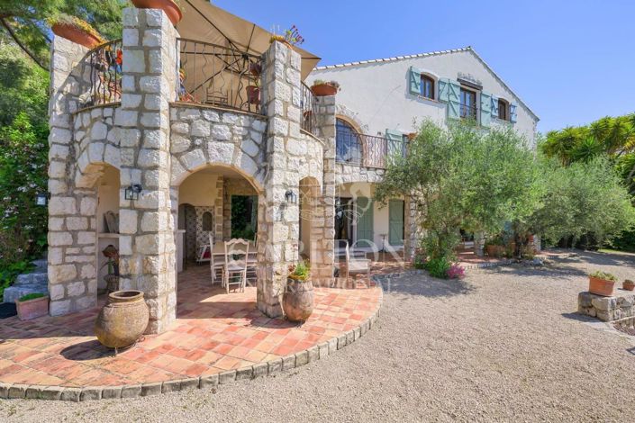 Image No.2-5 Bed House for sale