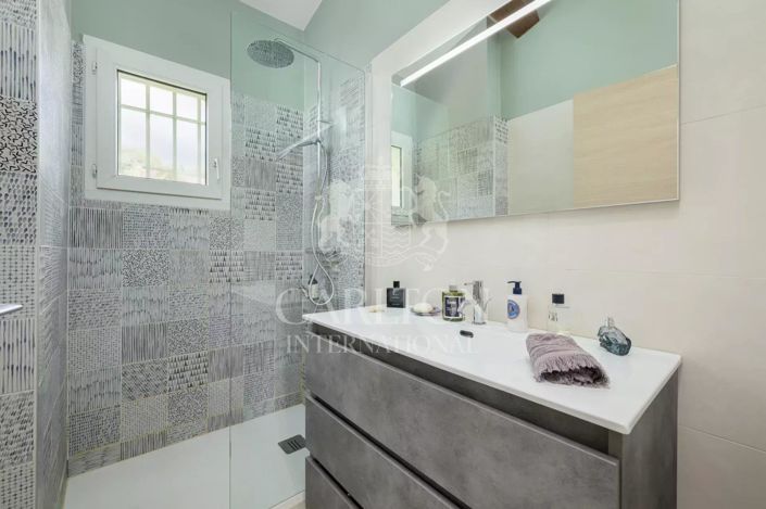 Image No.23-Maison de 4 chambres à vendre à Châteauneuf-Grasse