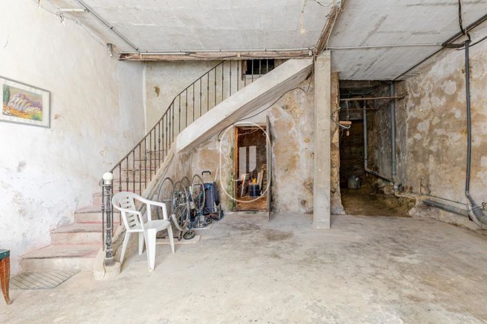 Image No.12-2 Bed House for sale