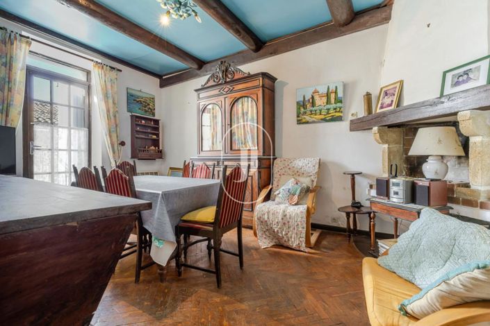 Image No.6-2 Bed House for sale