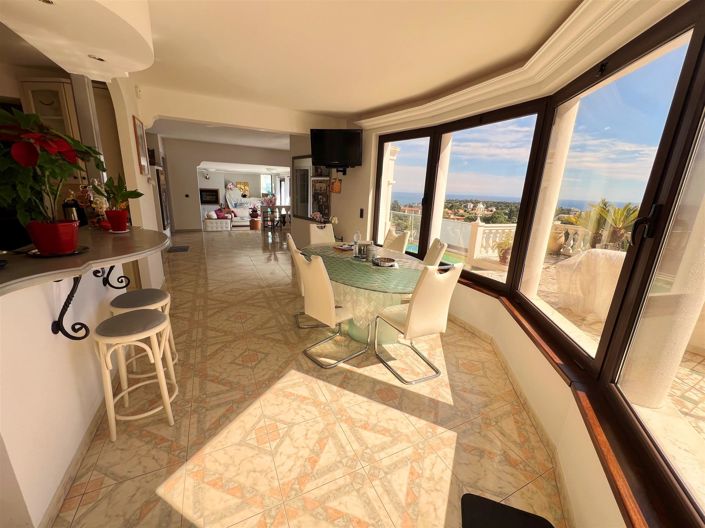 Image No.7-3 Bed House for sale