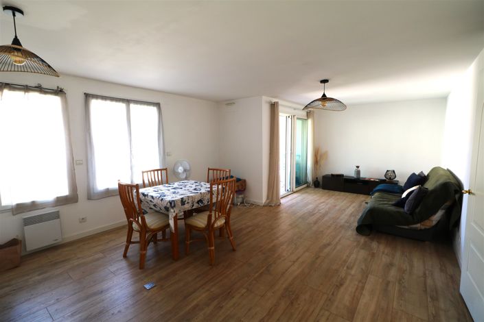 Image No.2-Appartement de 1 chambre à vendre à Saint-Raphael