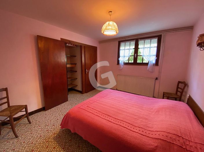 Image No.10-8 Bed House for sale