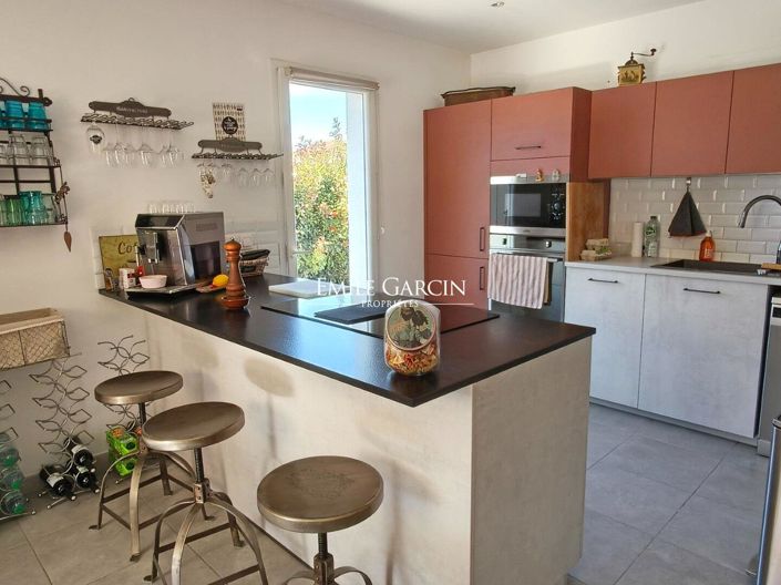 Image No.5-4 Bed House for sale