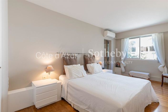 Image No.9-3 Bed Apartment for sale