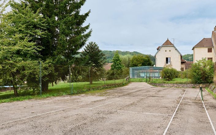 Image No.14-4 Bed Property for sale