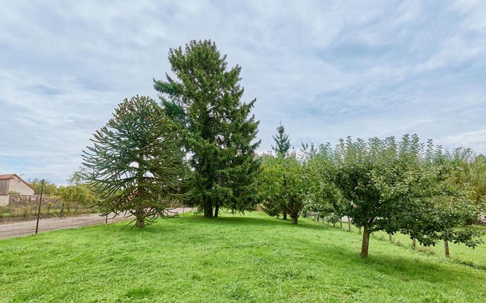 Image No.15-4 Bed Property for sale