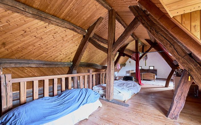 Image No.9-4 Bed Property for sale