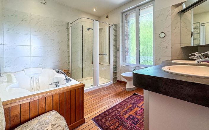 Image No.15-Propriété de 5 chambres à vendre à Sedan