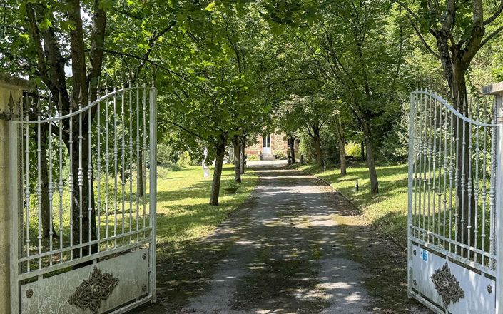 Image No.18-Propriété de 5 chambres à vendre à Sedan