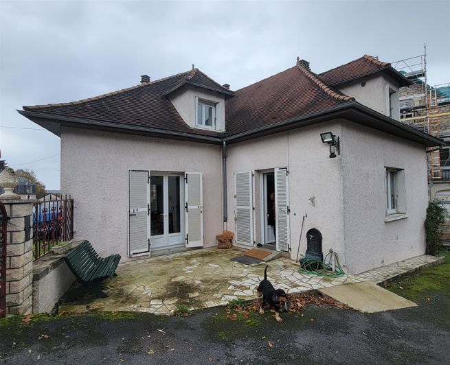 Image No.1-3 Bed House for sale