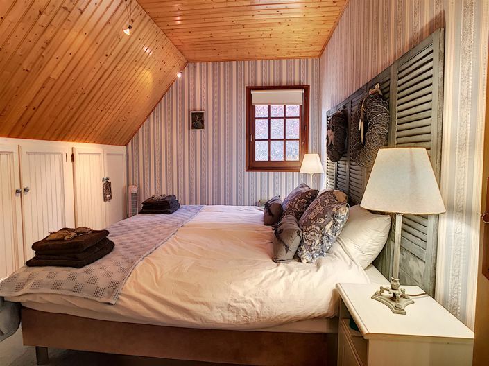 Image No.11-5 Bed House for sale