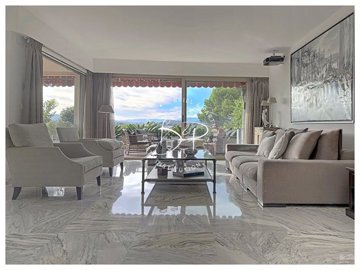 2 Bed Property for sale