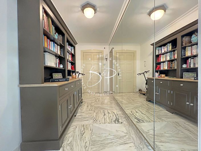 Image No.16-2 Bed Property for sale