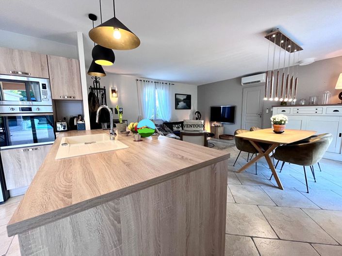 Image No.12-4 Bed House for sale