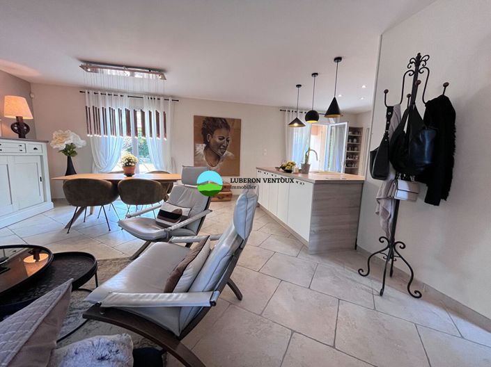 Image No.17-4 Bed House for sale