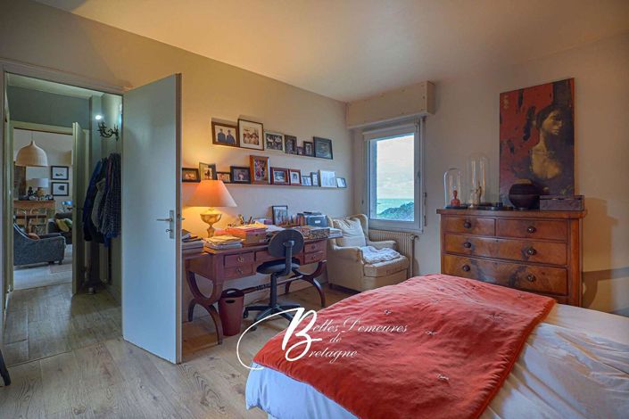 Image No.10-4 Bed House for sale