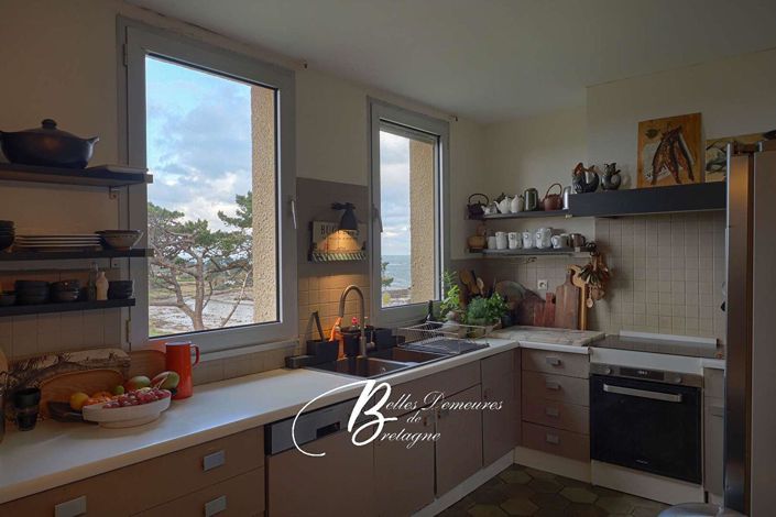 Image No.15-4 Bed House for sale