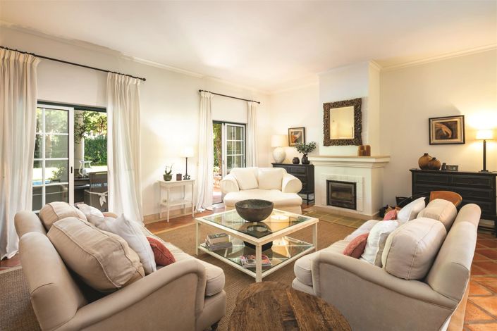 Image No.28-4 Bed House for sale