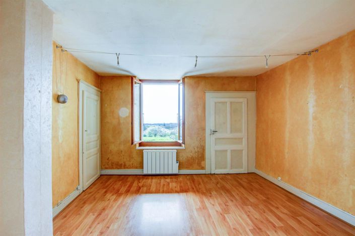 Image No.6-Maison de 4 chambres à vendre à Sauverny