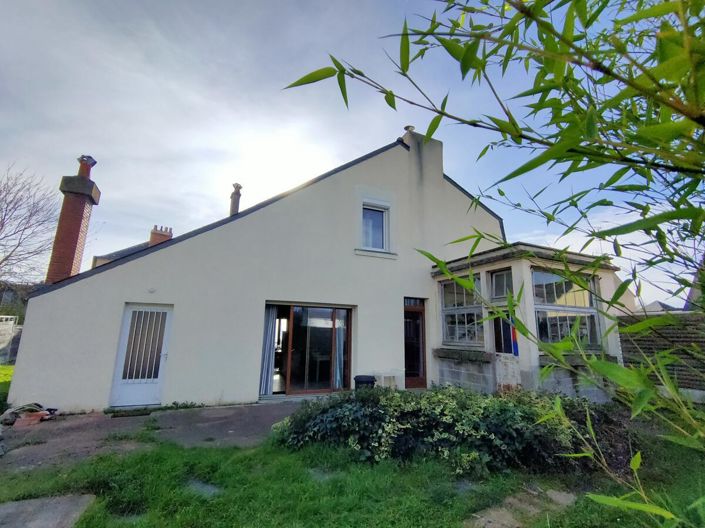 Image No.17-4 Bed House for sale