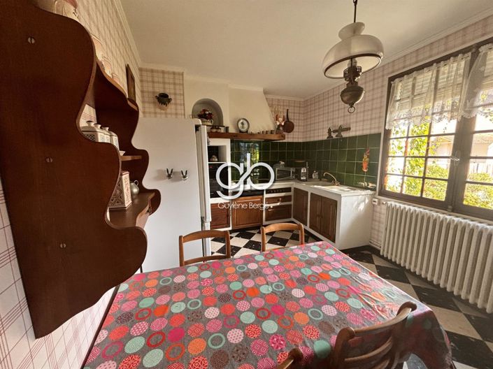 Image No.21-7 Bed House for sale