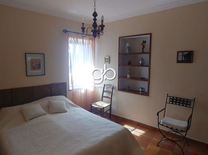 Image No.22-7 Bed House for sale