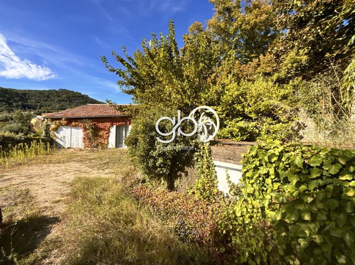 Image No.24-7 Bed House for sale