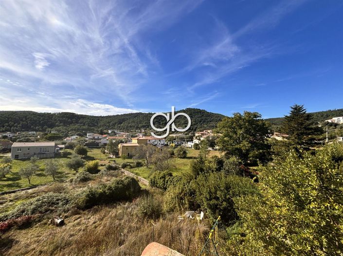 Image No.25-7 Bed House for sale