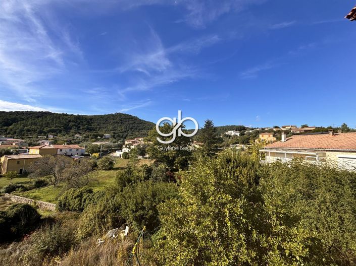 Image No.26-7 Bed House for sale