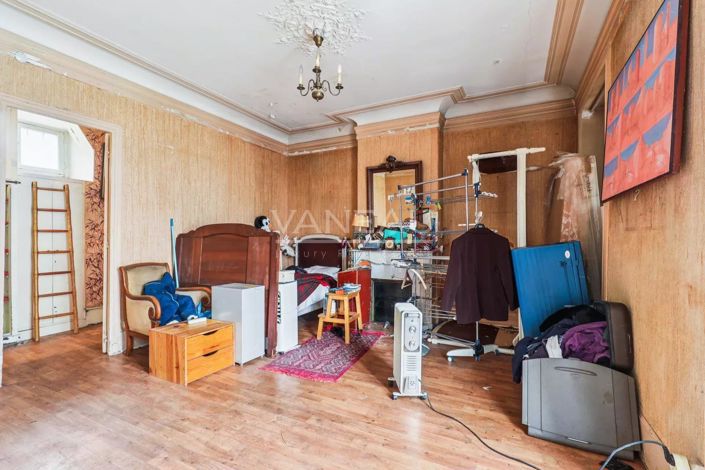 Image No.11-7 Bed House for sale