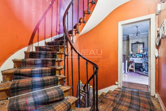 Image No.16-7 Bed House for sale