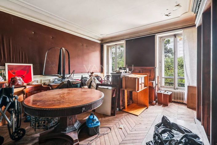 Image No.6-7 Bed House for sale