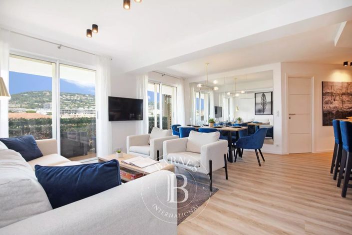 Image No.2-Propriété de 3 chambres à vendre à Cannes