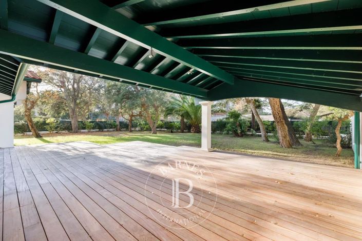 Image No.11-5 Bed House for sale