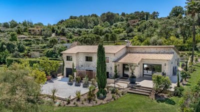Maison de 4 chambres à vendre à Valbonne