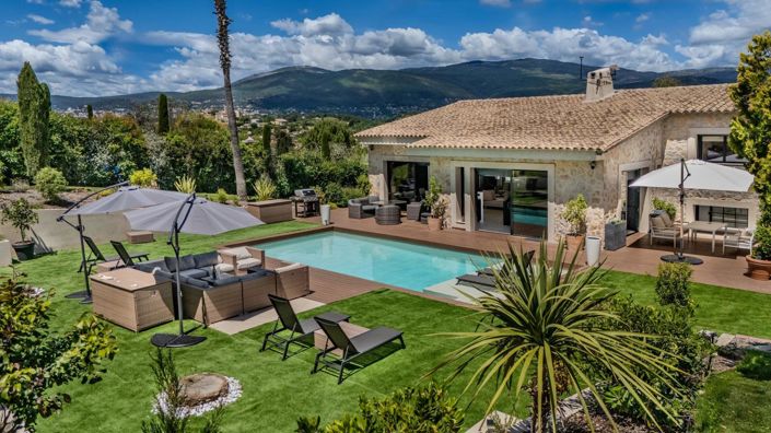 Image No.2-Maison de 4 chambres à vendre à Valbonne