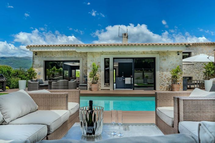 Image No.3-Maison de 4 chambres à vendre à Valbonne