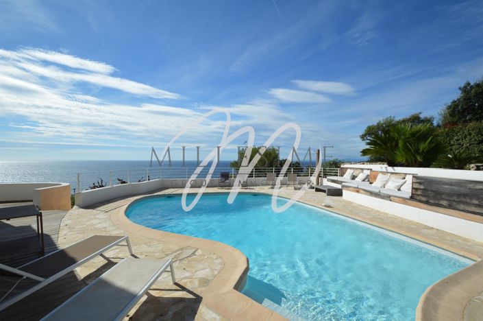 Image No.2-4 Bed House for sale