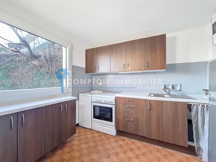 Image No.11-6 Bed House for sale