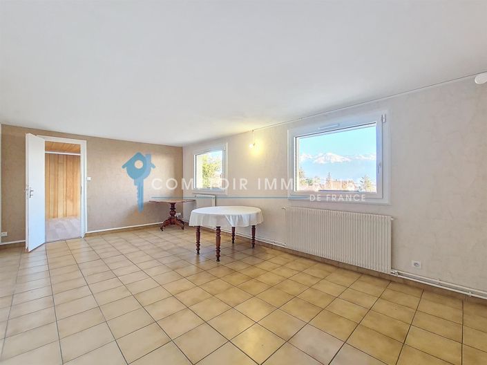 Image No.13-6 Bed House for sale