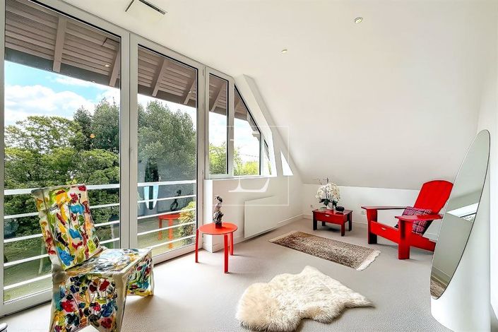 Image No.13-4 Bed House for sale