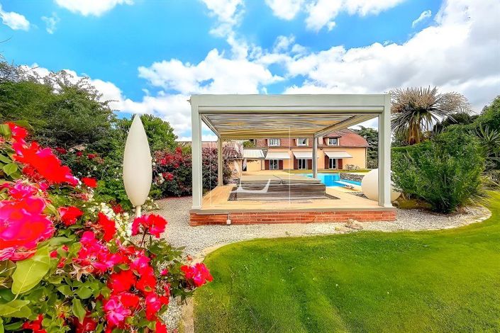 Image No.5-4 Bed House for sale