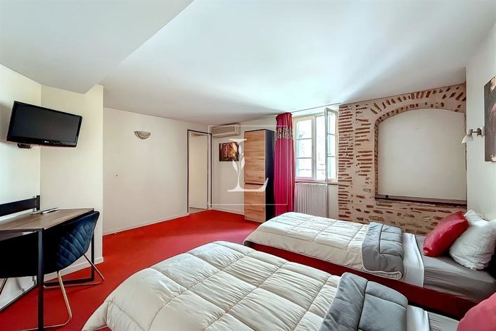 Image No.9-House for sale